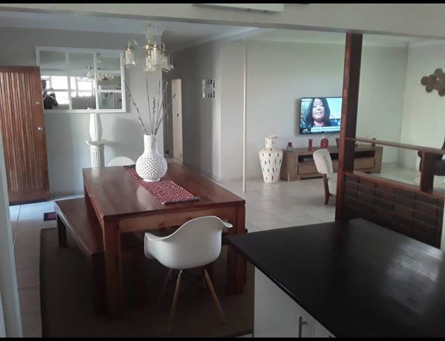 3 BEDROOM FREESTANDING RENTED IN BEREA WEST